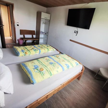 Apartment Auszeit Mit Kueche Viel Ruhe Und Natur Untrasried Экстерьер фото