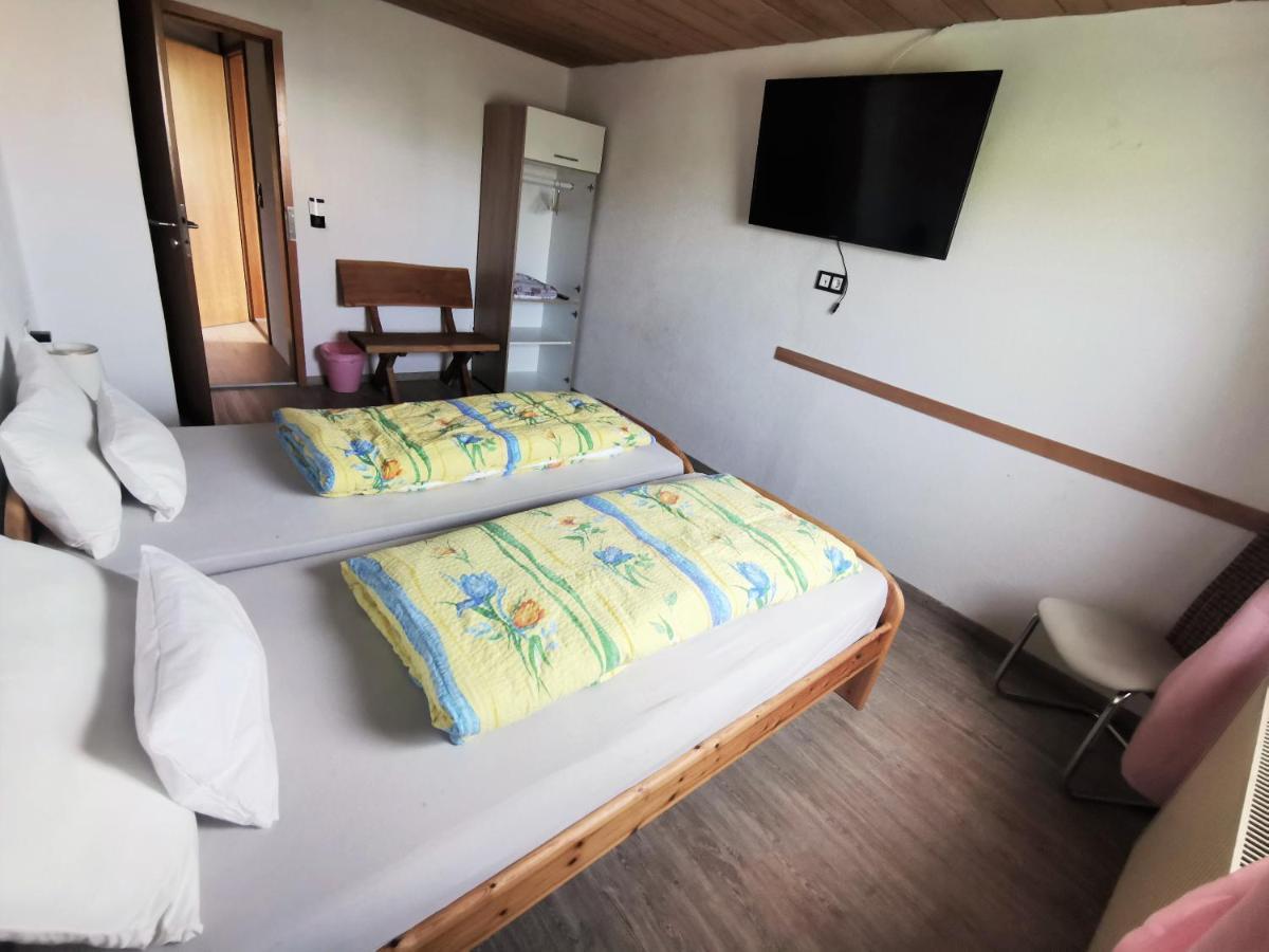 Apartment Auszeit Mit Kueche Viel Ruhe Und Natur Untrasried Экстерьер фото