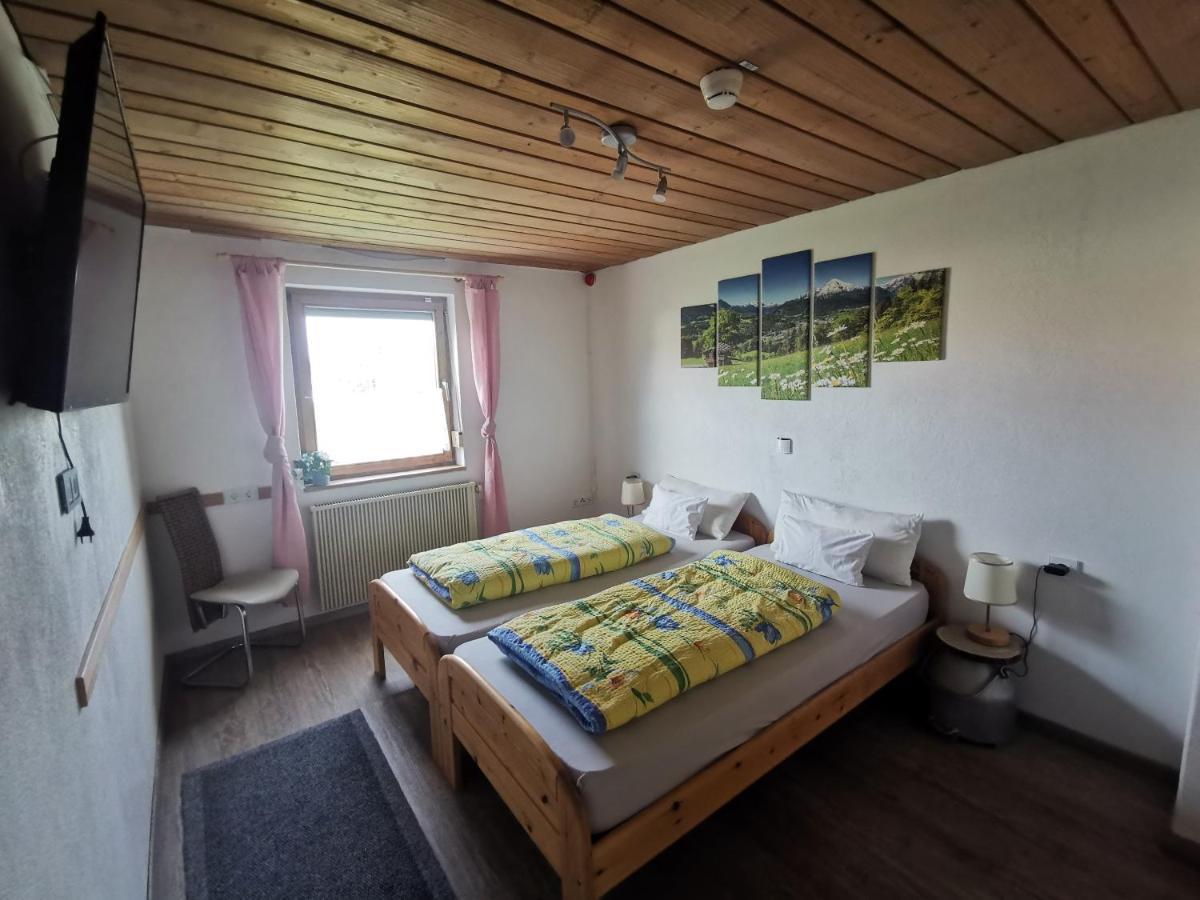 Apartment Auszeit Mit Kueche Viel Ruhe Und Natur Untrasried Экстерьер фото